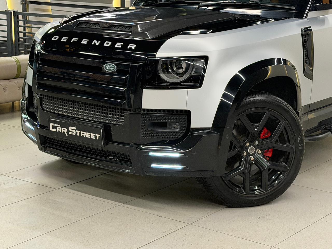 Land Rover Defender 2.0 110 HSE